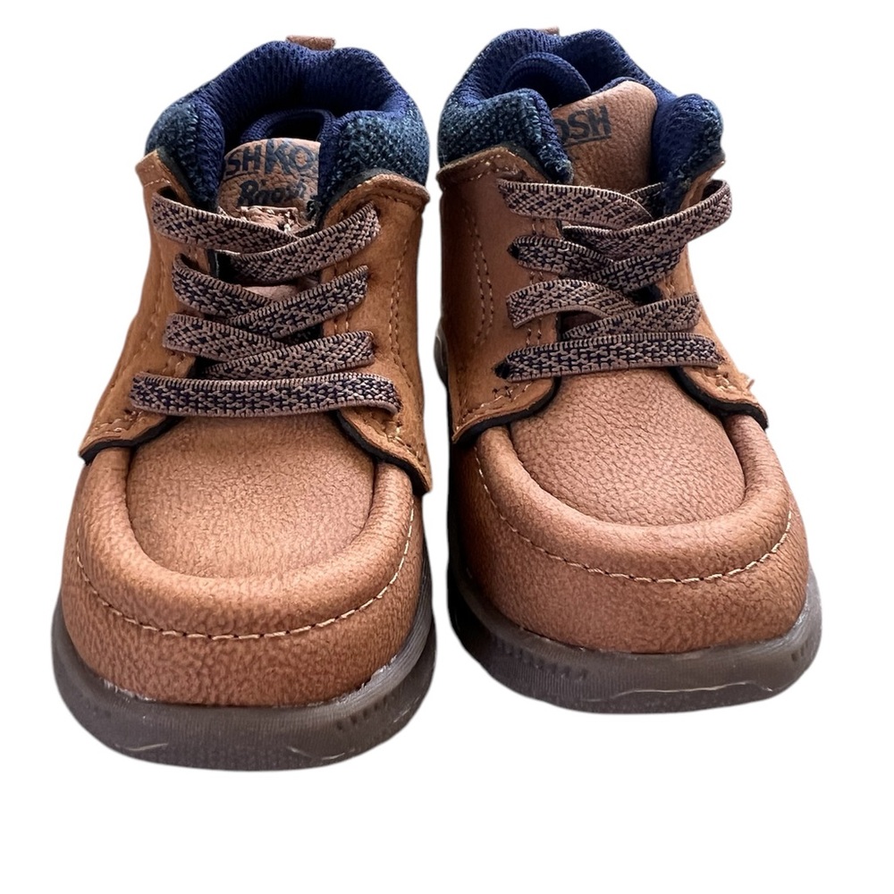 OshKosh Toddler Boy Hiking Boots | 4M - Picture 2 of 5